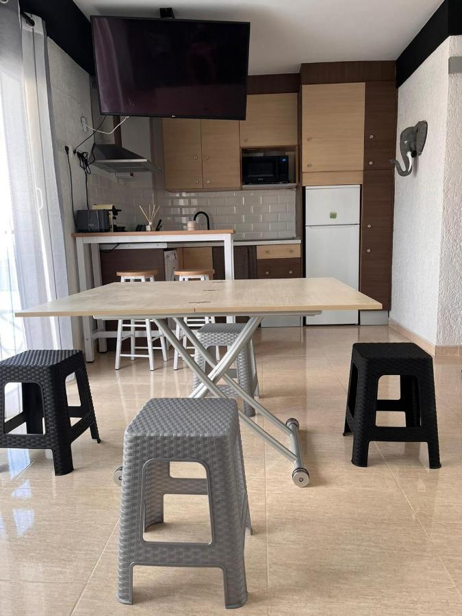 Apartamento Vacacional & Holiday Бланес Екстериор снимка