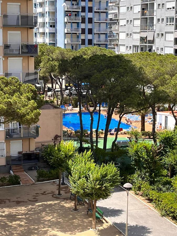 Apartamento Vacacional & Holiday Бланес Екстериор снимка
