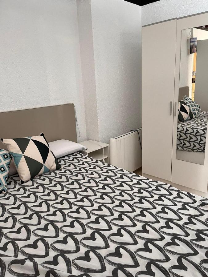 Apartamento Vacacional & Holiday Бланес Екстериор снимка